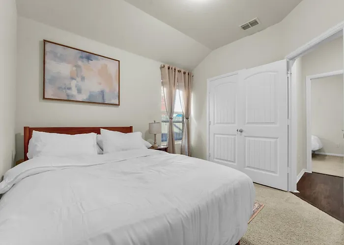 Worth Gem Near Fifa World Cup & Dinings Fort Worth